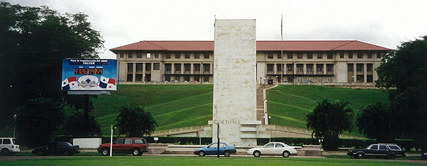 PCC headquarters during a CWR visit in 1999. A countdown clock for the transition from U.S. to Panamanian control can be seen on the left (photo by Michael Kane).
